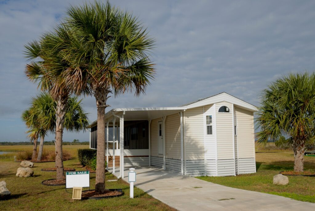 mobile home with palm trees